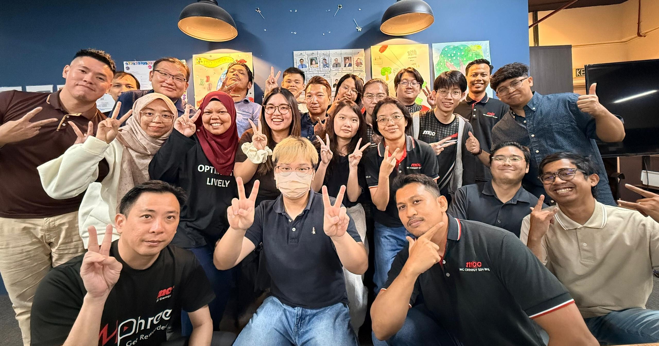 AI company in Malaysia celebrates employees